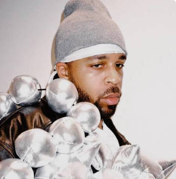 How Old Is Azizi Gibson
